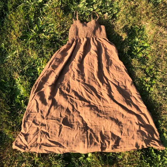 Z SUPPLY BEACHSIDE MIDI SUNDRESS SMOCKED BODICE SLEEVELESS AIRY LIGHTWEIGHT SZ S - Picture 2 of 7